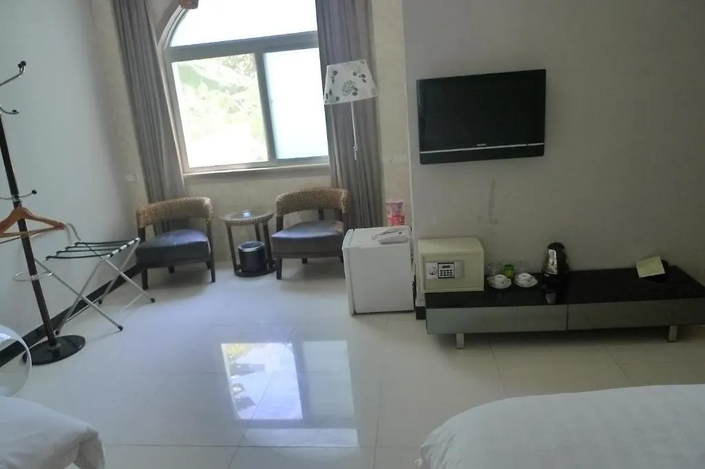 Golden Beach Villa Санья Китай