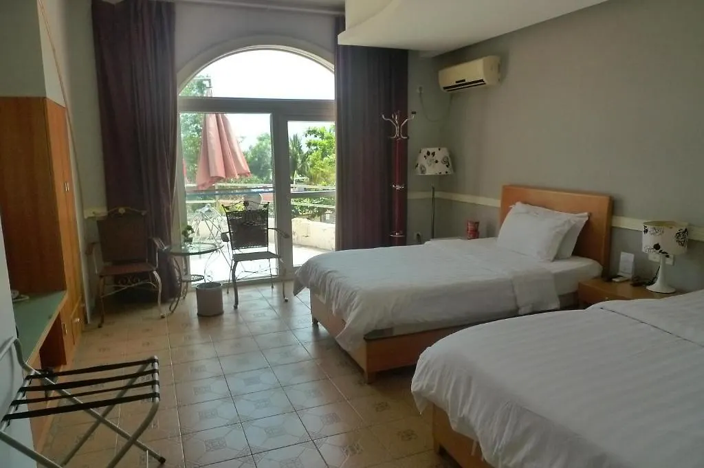 Golden Beach Villa Sanya 4*,  Kina